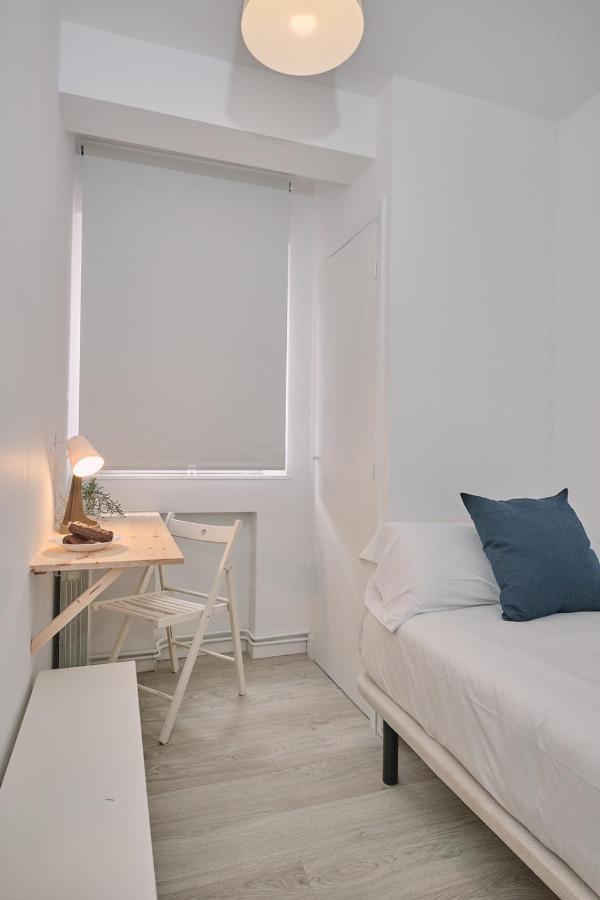 Dada Coliving & Rooms By Serendipia Turismo Сантьяго-де-Компостела Екстер'єр фото